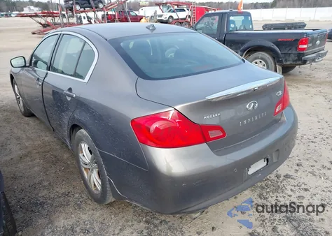 2011 Infiniti G37X z USA, uszkodzony, nr VIN JN1CV6ARXBM402573